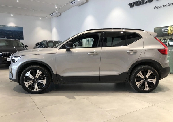 Volvo XC 40 cena 196900 przebieg: 9800, rok produkcji 2023 z Kalisz Pomorski małe 529